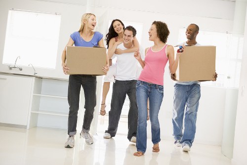 Reliable Southlambeth removals company supporting a relocation