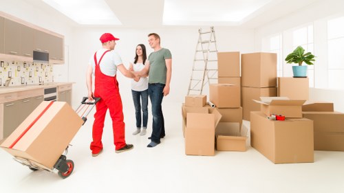 Local moving service near Southlambeth residential streets