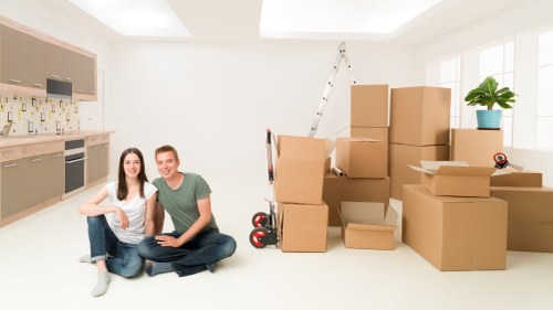 Local moving van for flats and homes in Southlambeth