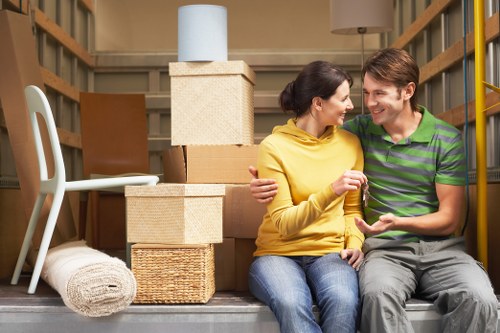 Clear free quote and pricing estimate for Southlambeth removals